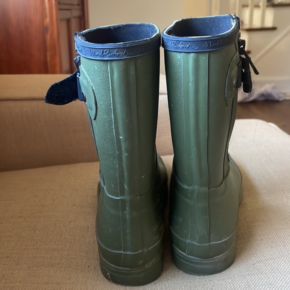 Wind River Short Green Rainboots with Zippers - Picture 3 of 5